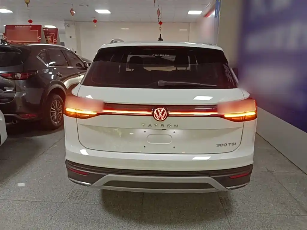 Volkswagen Tayron 2023 300TSI Luxury Plus