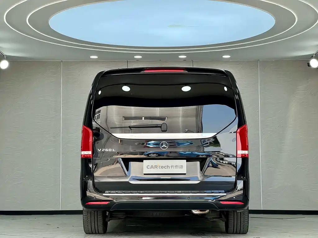 MERCEDES-BENZ V CLASS