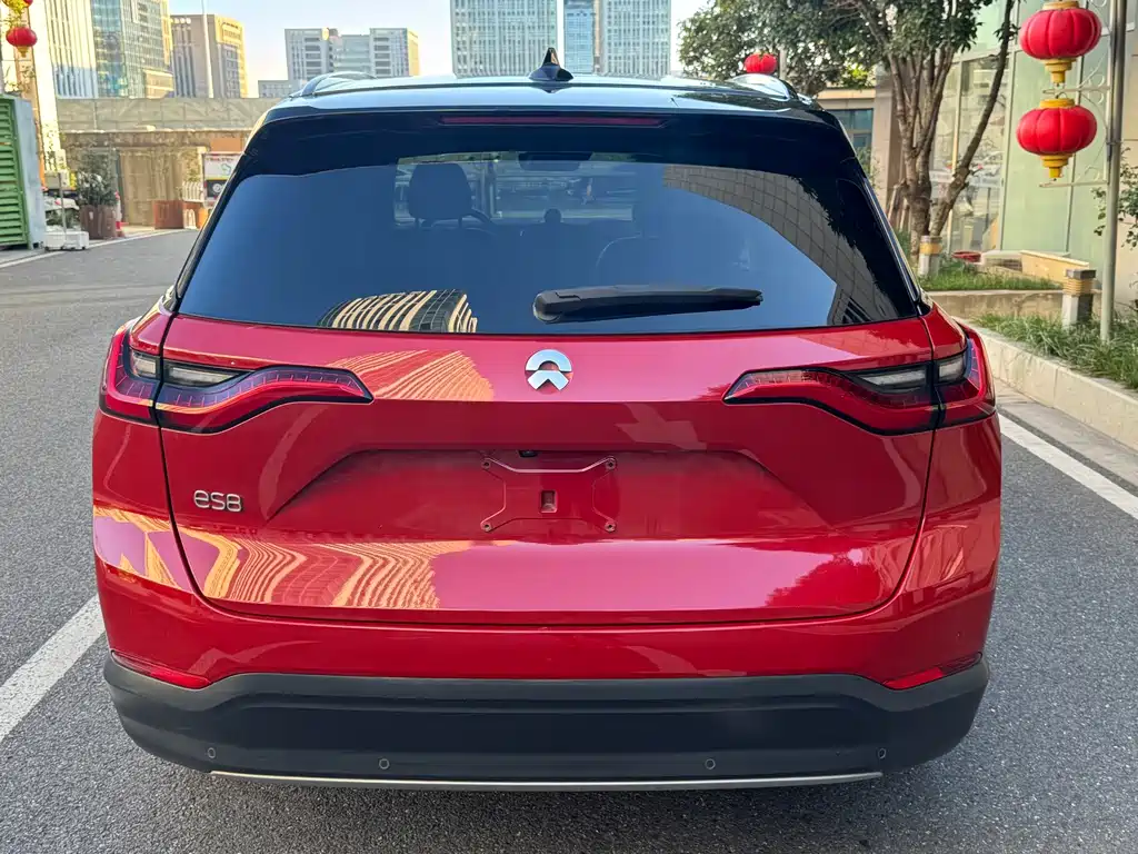 NIO ES8 — миниатюра 11