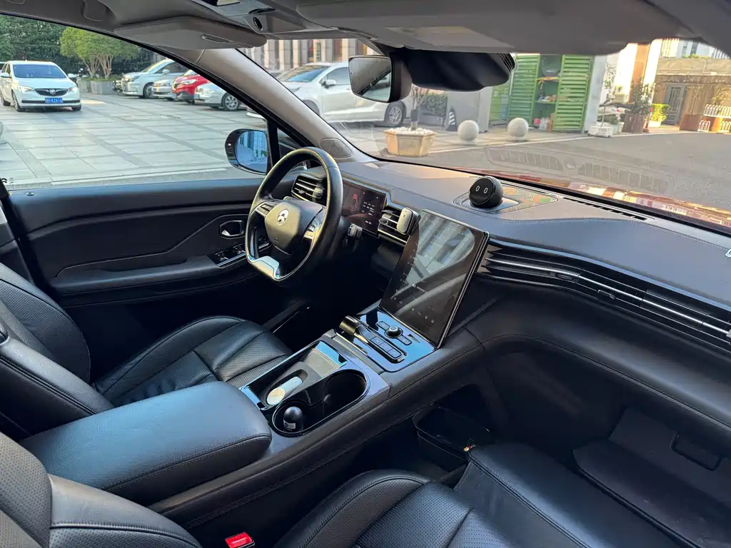 NIO ES8 — миниатюра 27