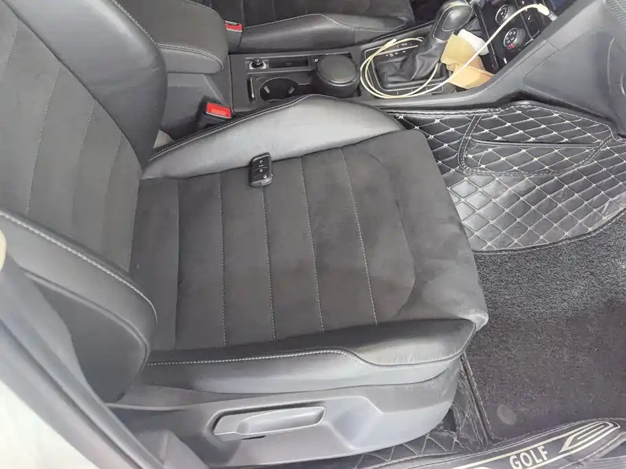 Volkswagen Golf — миниатюра 8