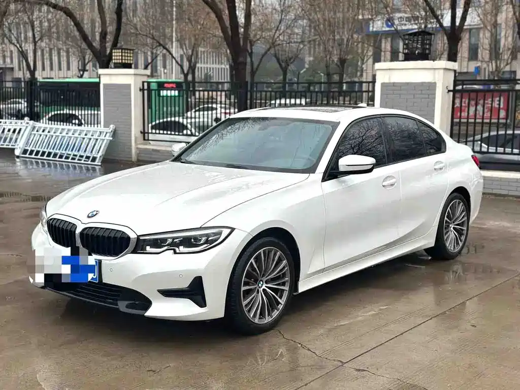 BMW 3 Series 2022