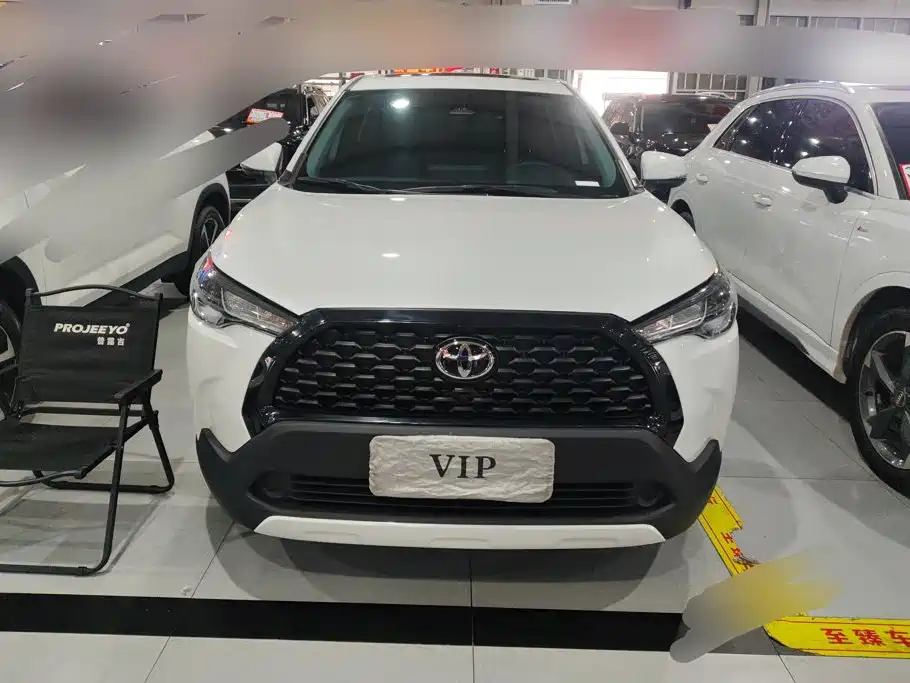 Toyota Corolla Cross — миниатюра 2