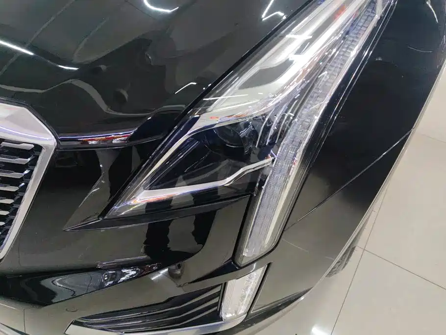 Cadillac XT5 — миниатюра 5