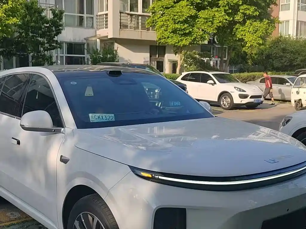 Li Auto Li L6 2026