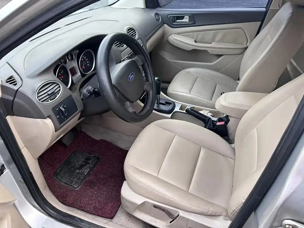 Ford Focus — миниатюра 6