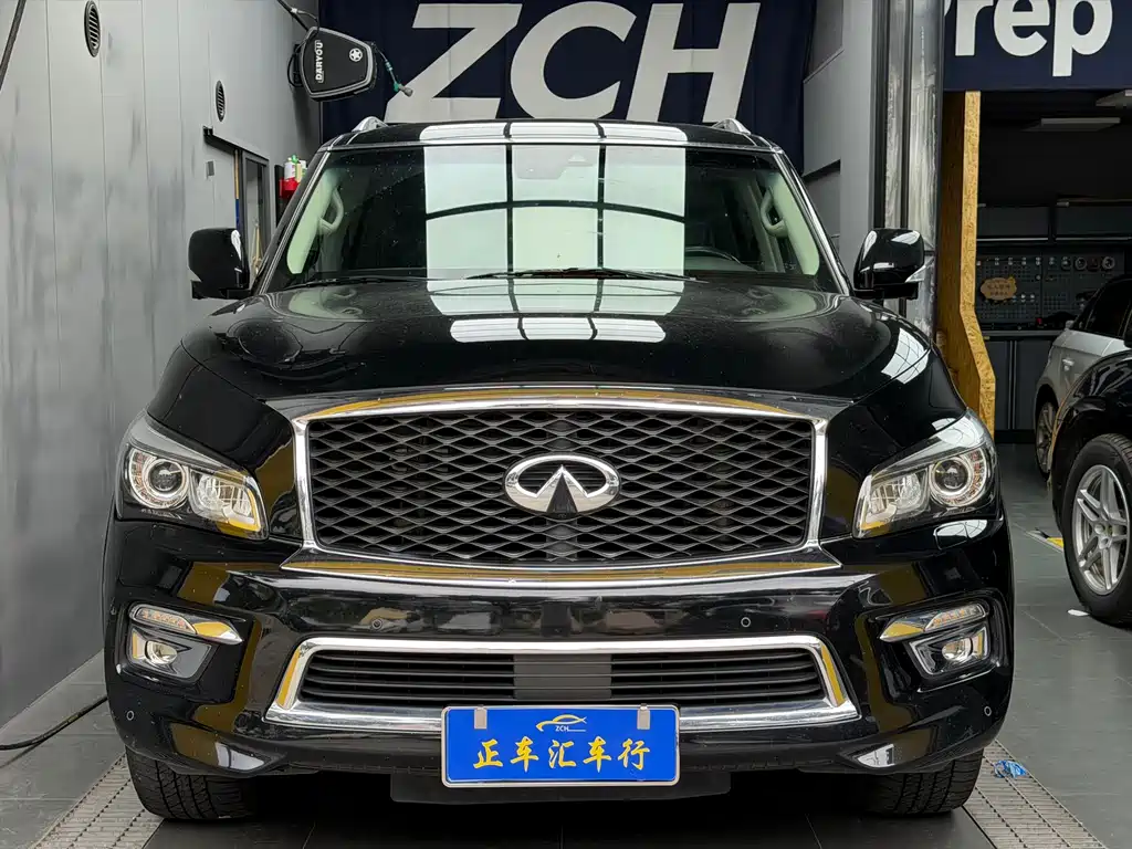 Infiniti QX80 2016 5.6L 4WD