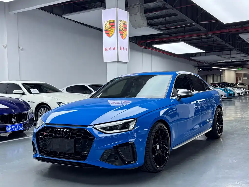 Audi S4