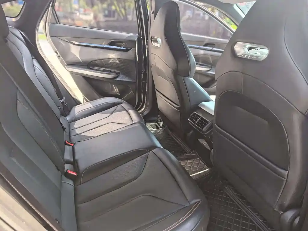 Changan UNI-V 2022 1.5T Luxury
