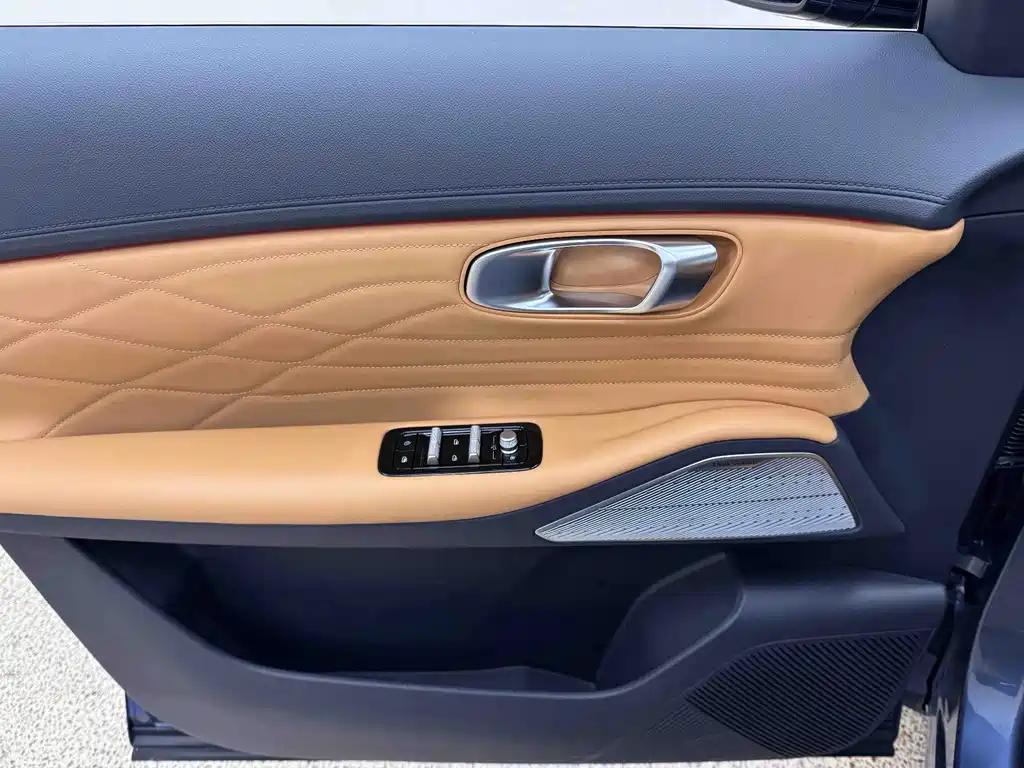 GEELY GALAXY GALAXY STARSHIP 7 EM I