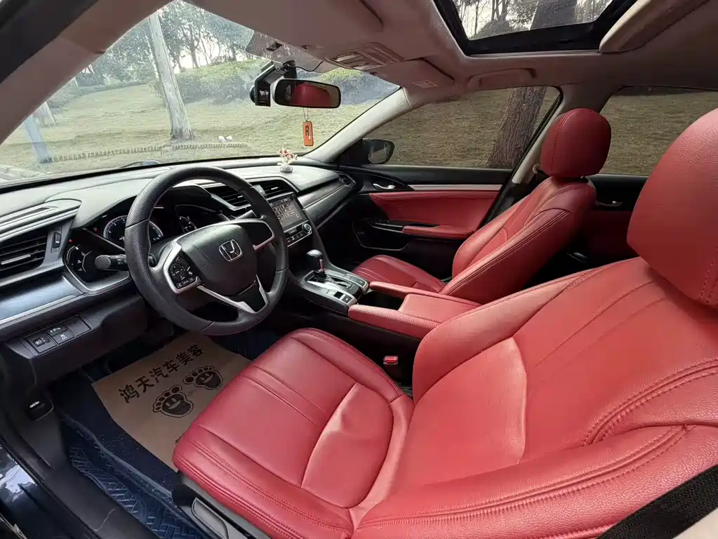 Honda Civic 2016 220TURBO CVT Luxury
