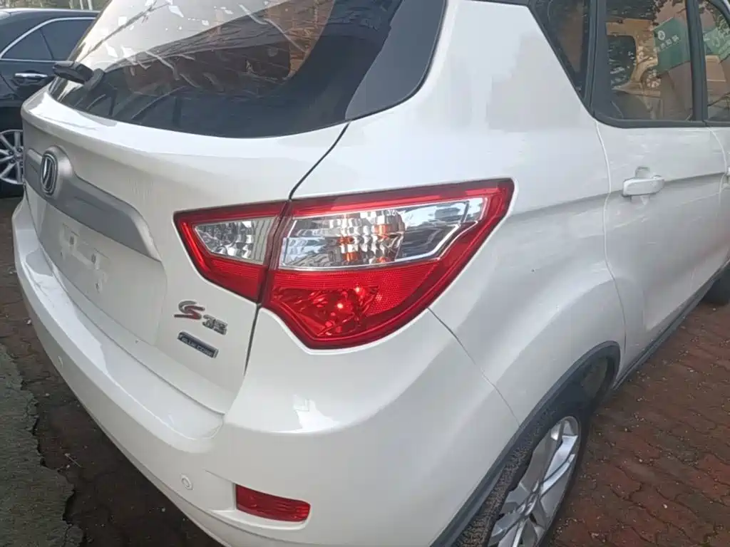 Changan CS35 — миниатюра 8