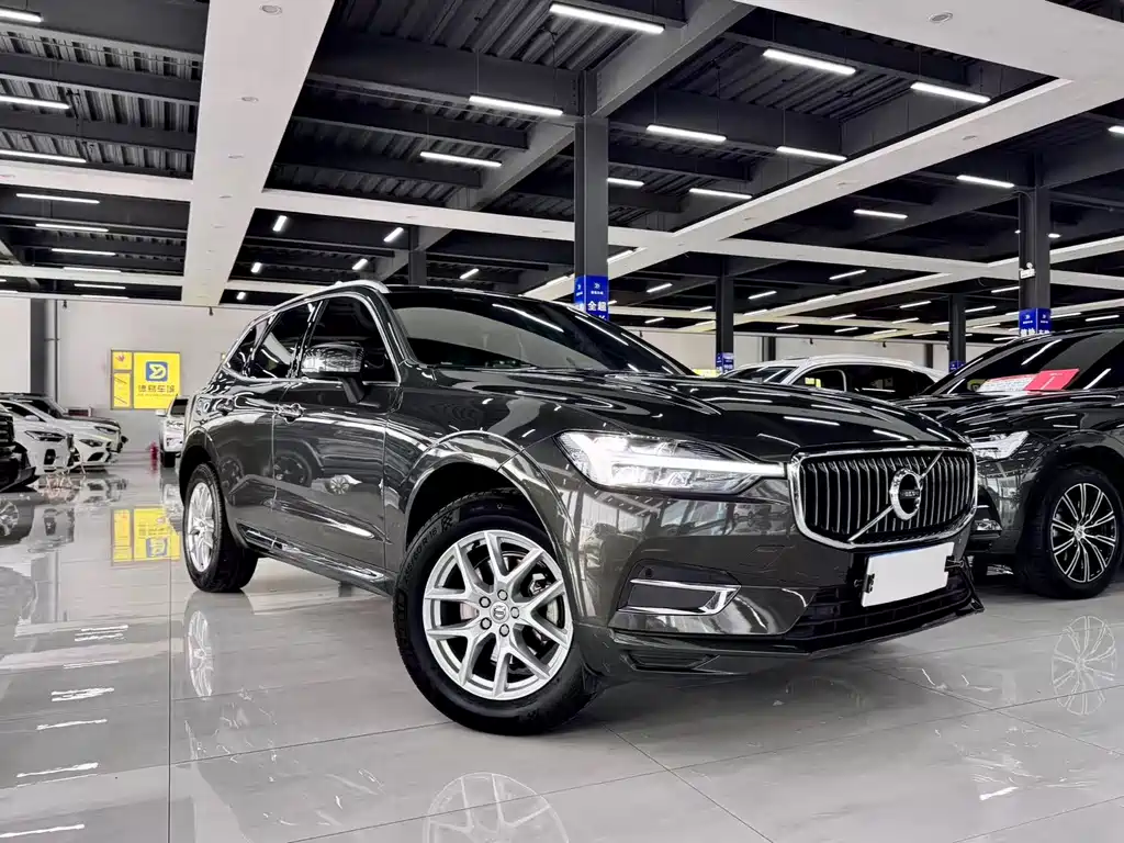 Volvo XC60 2021