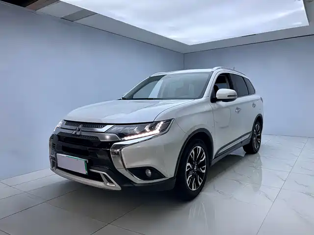 MITSUBISHI OUTLANDER 2019