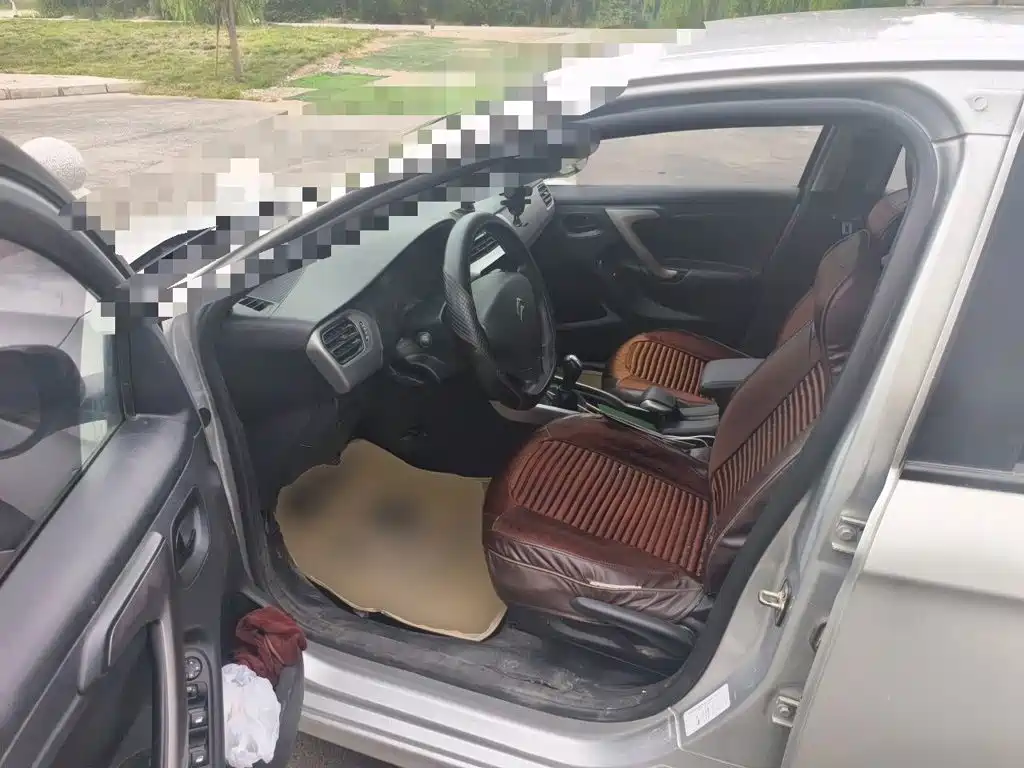 Citroen Elysee — миниатюра 17
