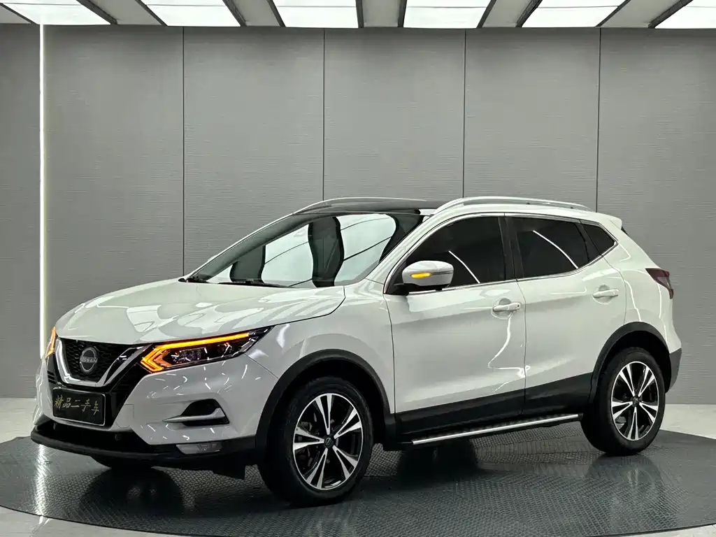 Купить Nissan Qashqai