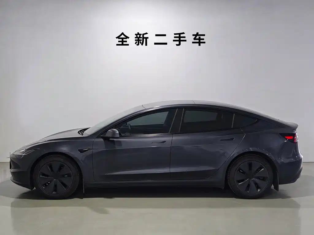 Tesla Model 3 — фотографии объявления, Фото 4