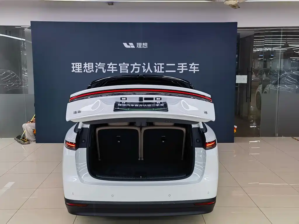 Li Auto i8 — фотографии объявления, Фото 15