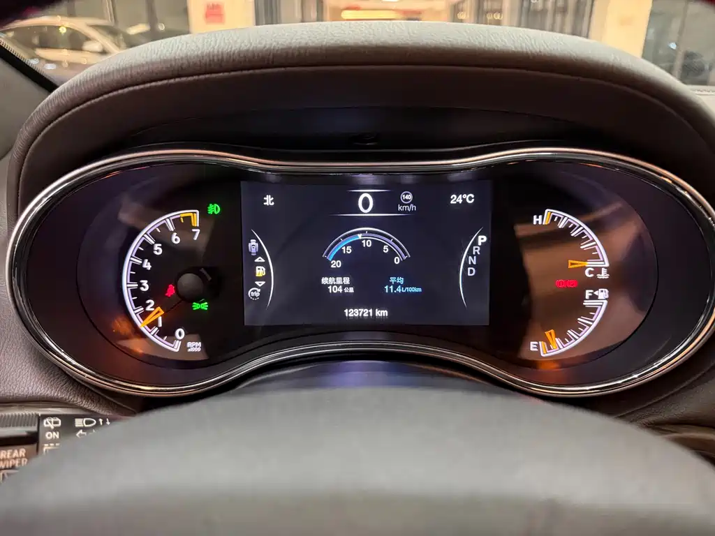 Jeep Grand Cherokee (Import) — миниатюра 7