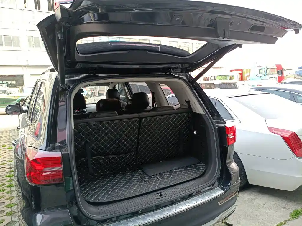 Roewe RX8 — миниатюра 19