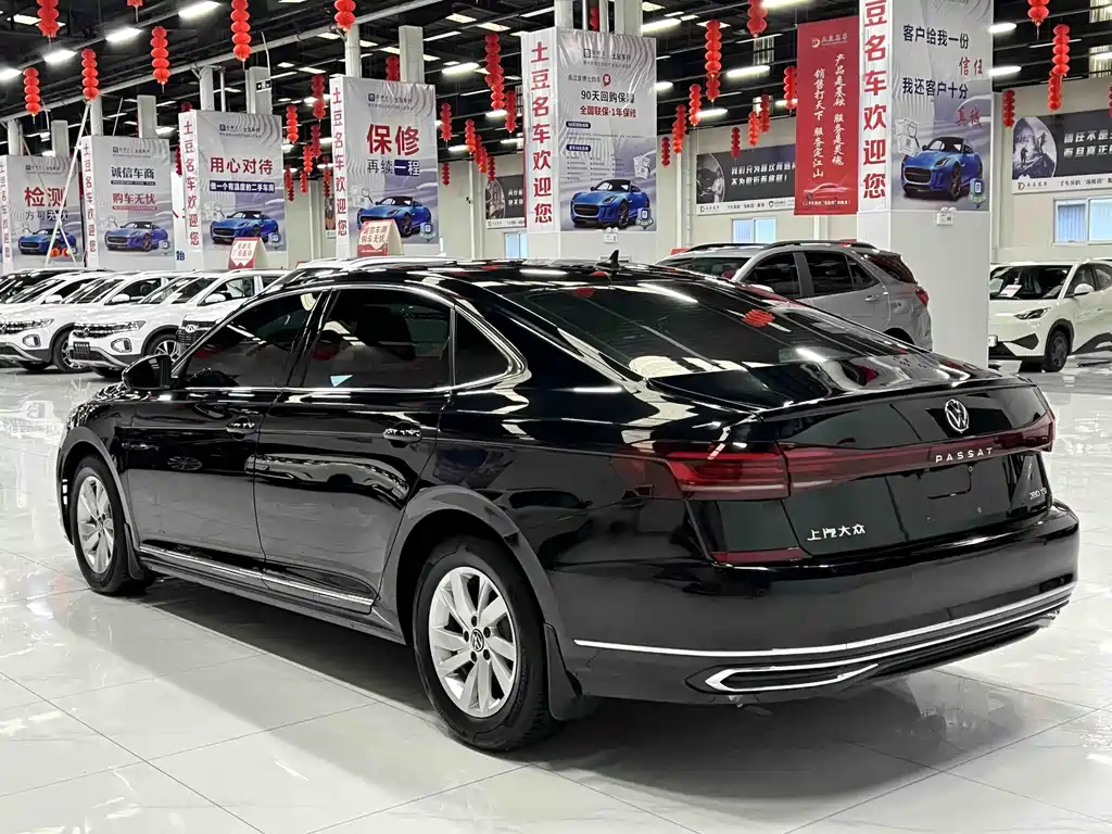 Volkswagen Passat 2023 280TSI