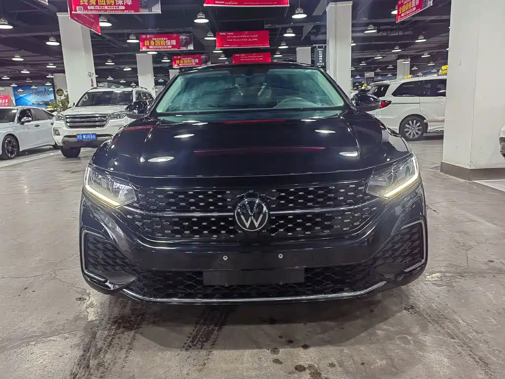 Volkswagen Passat 2023 330TSI Elite