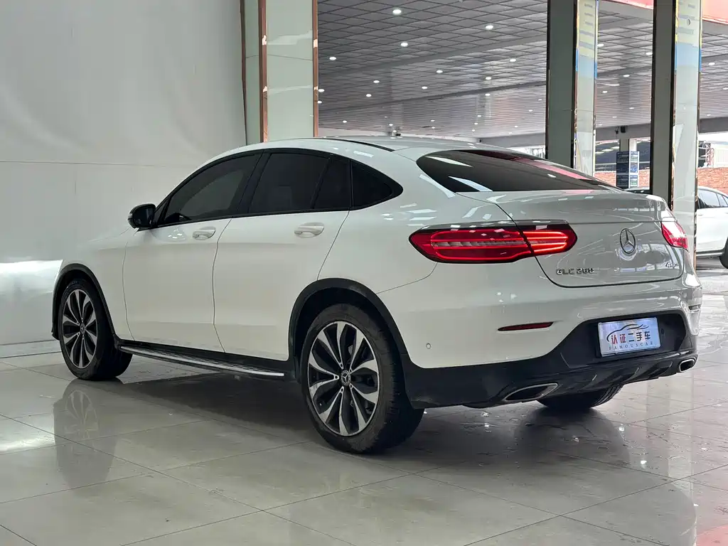 MERCEDES-BENZ GLC COUPE