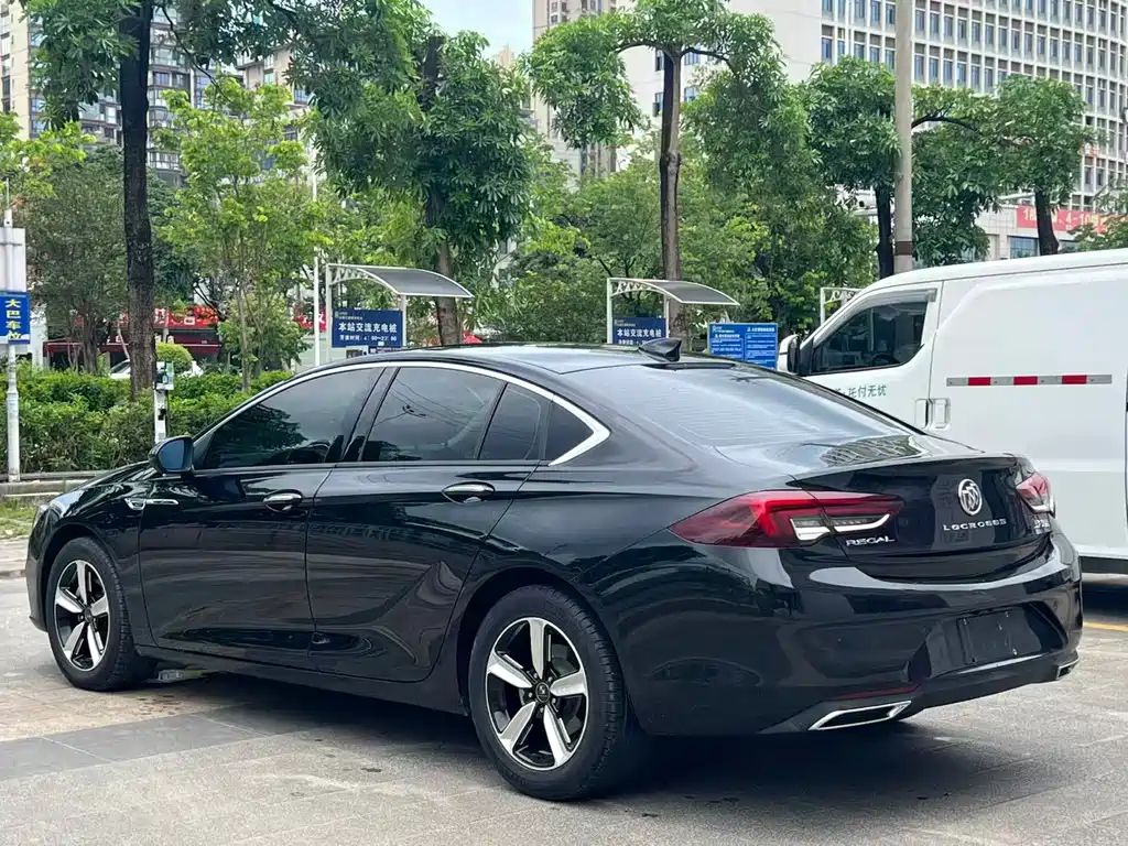 Buick Regal 2020 552T Elite