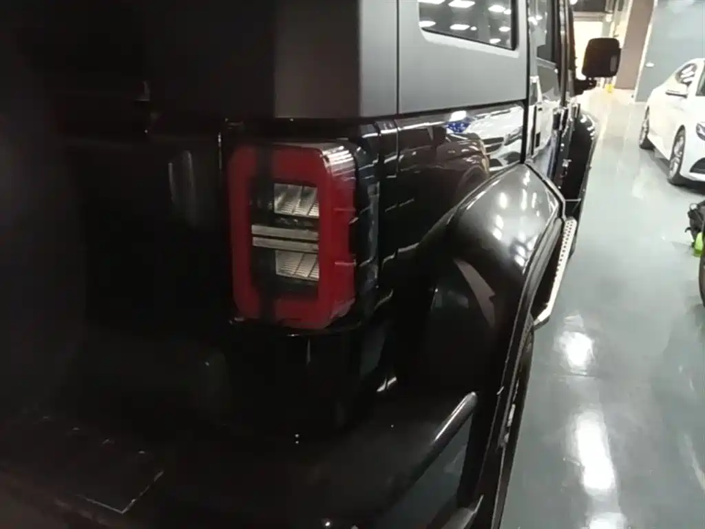 BAIC BJ40 2023 2.0T AT