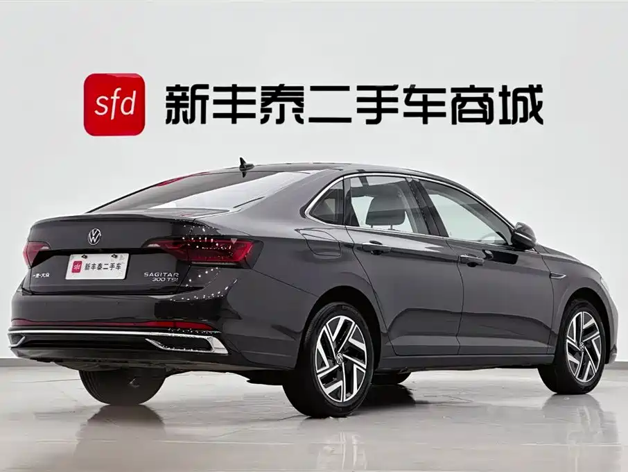 Volkswagen Sagitar 2023 300TSI DSG