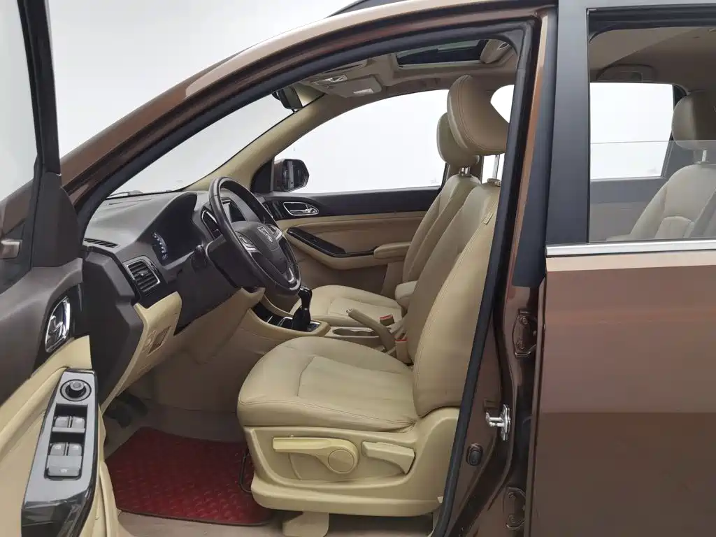 Baojun 730 — миниатюра 10