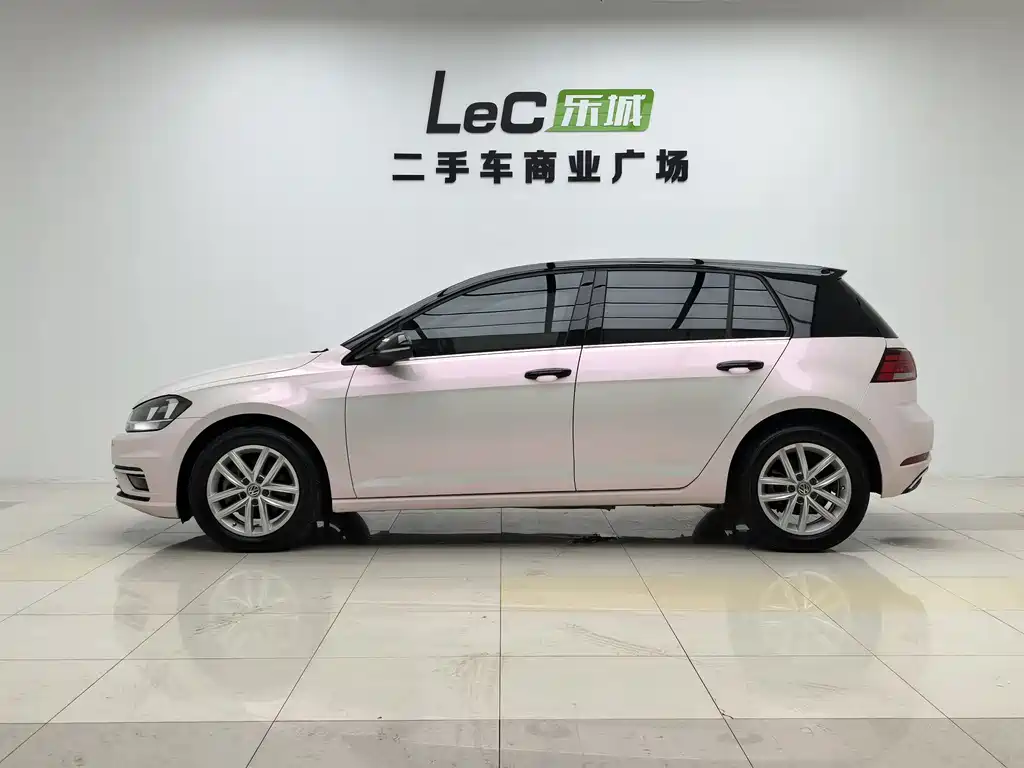Volkswagen Golf 2018 230TSI AT Comfort