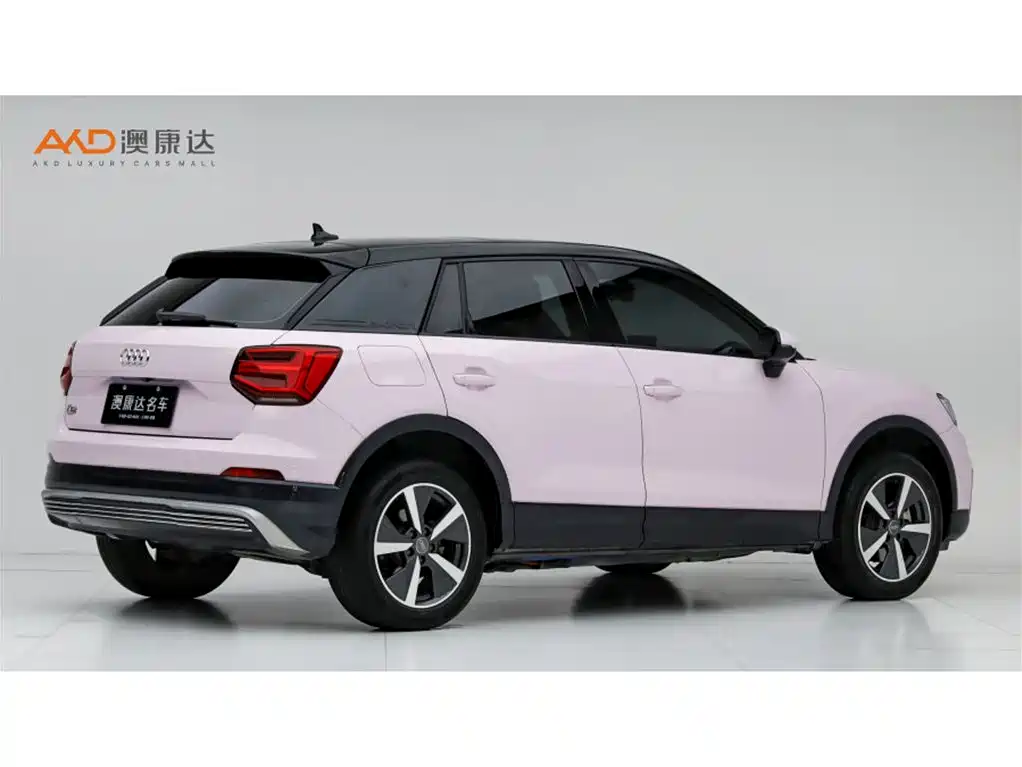 Audi Q2L e-tron — миниатюра 3