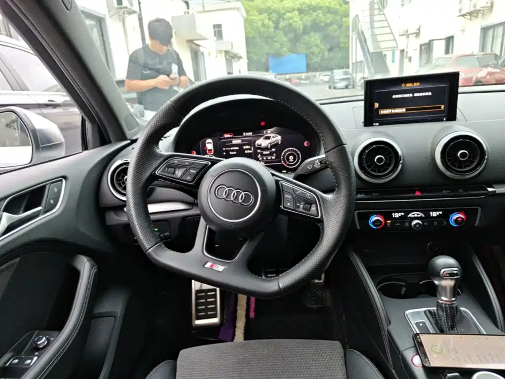 Audi S3 — миниатюра 11