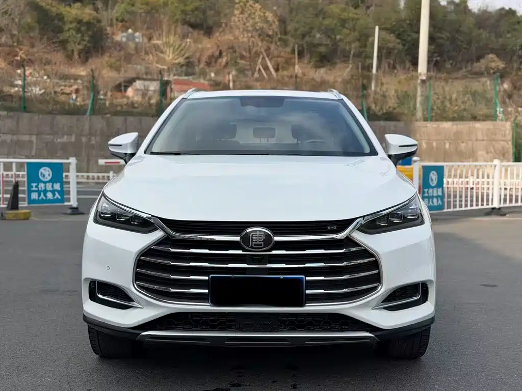 BYD TANG