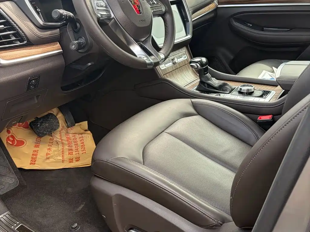 Roewe RX8 — миниатюра 4