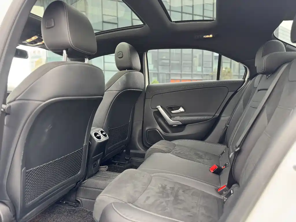 Mercedes-Benz A-Class A 2020 A 200 L Sport
