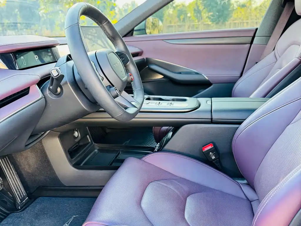 XIAOMI CAR XIAOMI SU7