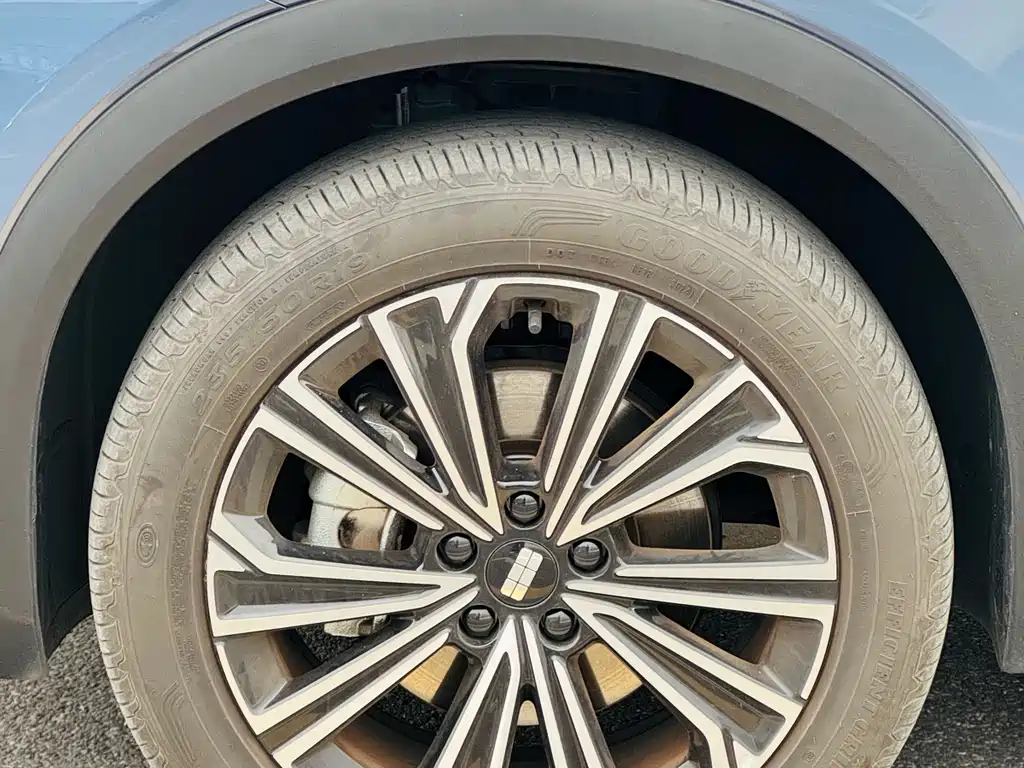 GEELY GALAXY GALAXY L7