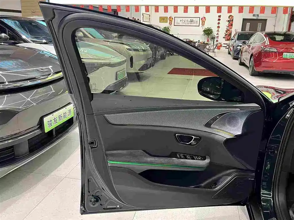 BYD Han — миниатюра 26