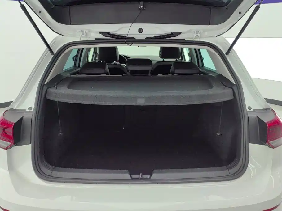 Volkswagen Golf — миниатюра 4