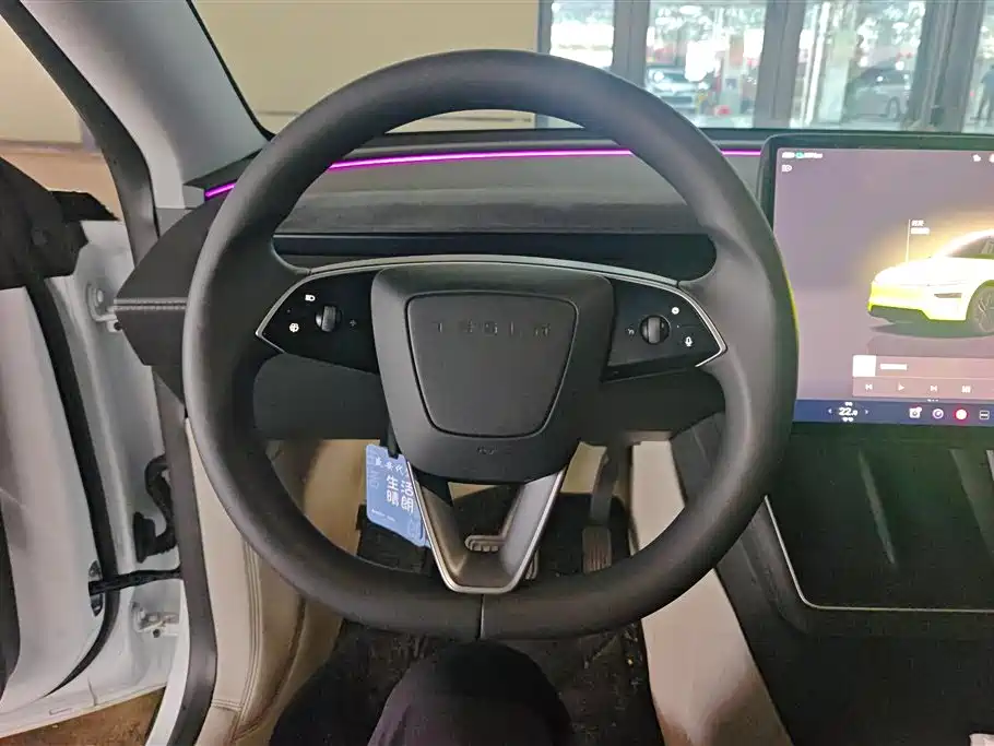 Tesla Model Y — фотографии объявления, Фото 15