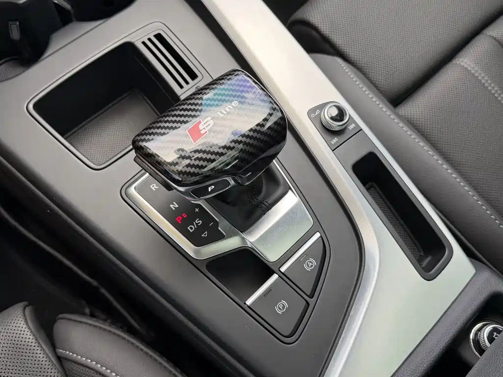 Audi A4L — миниатюра 9