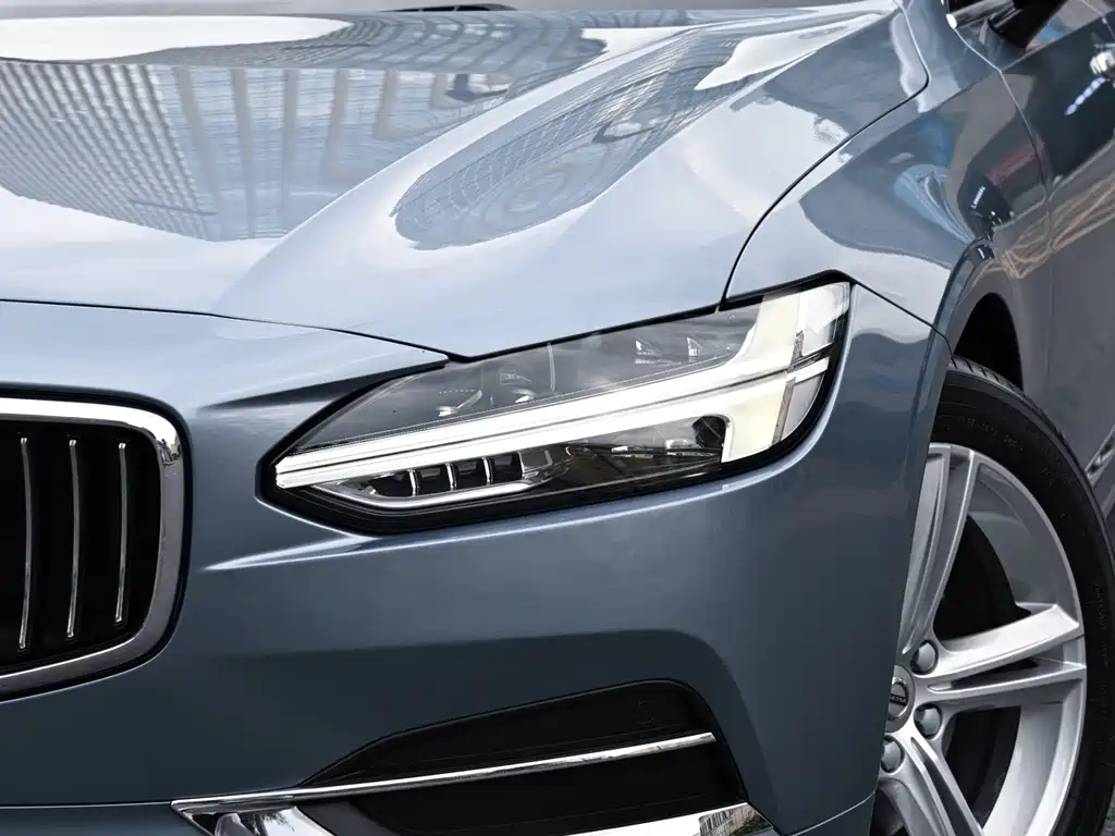 Volvo S90 2019 T5