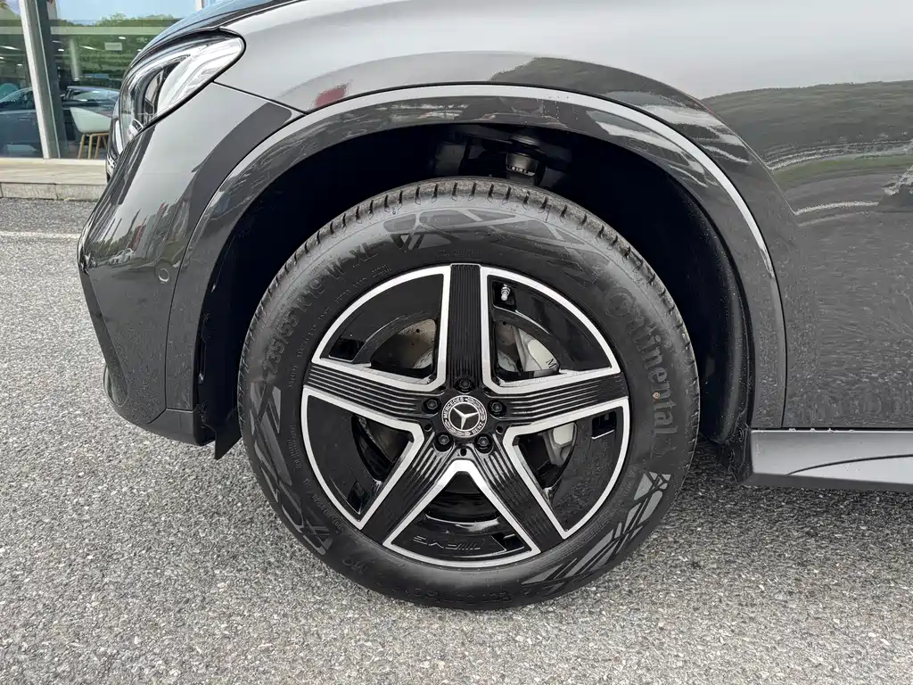 Mercedes-Benz GLC 2025 GLC 260 4MATIC SUV
