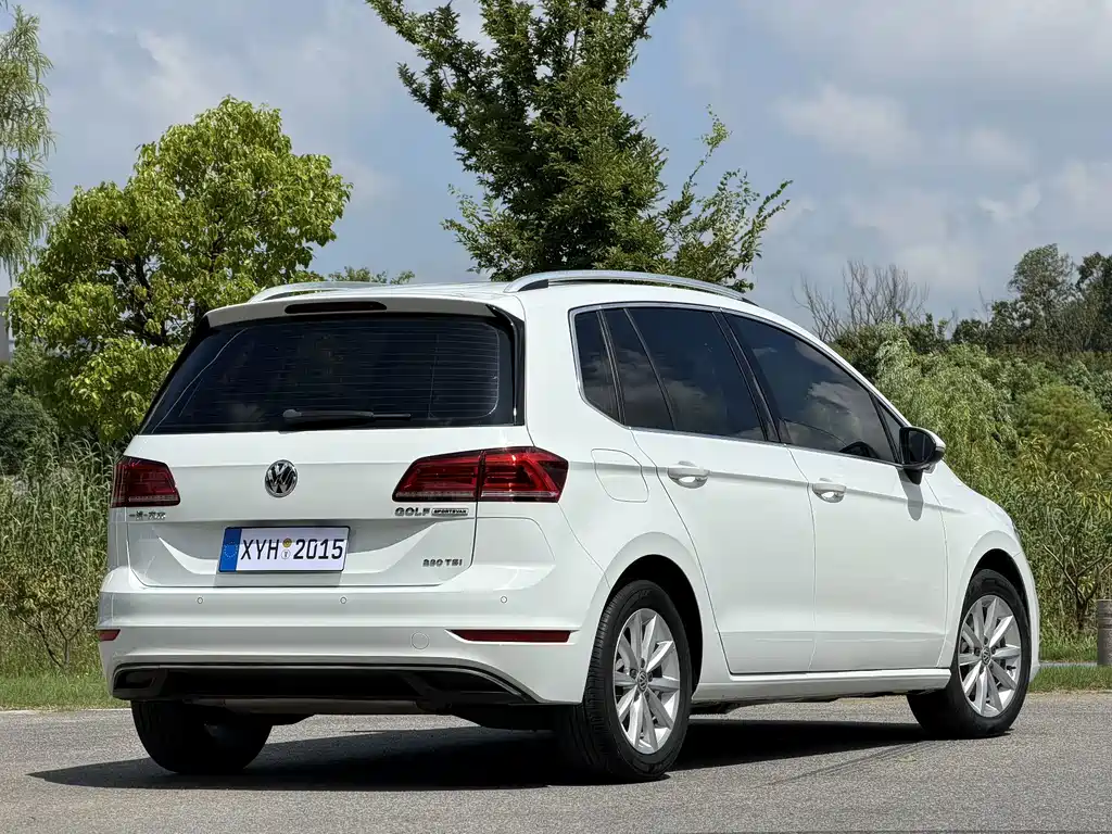 Volkswagen Golf Sportsvan — миниатюра 21