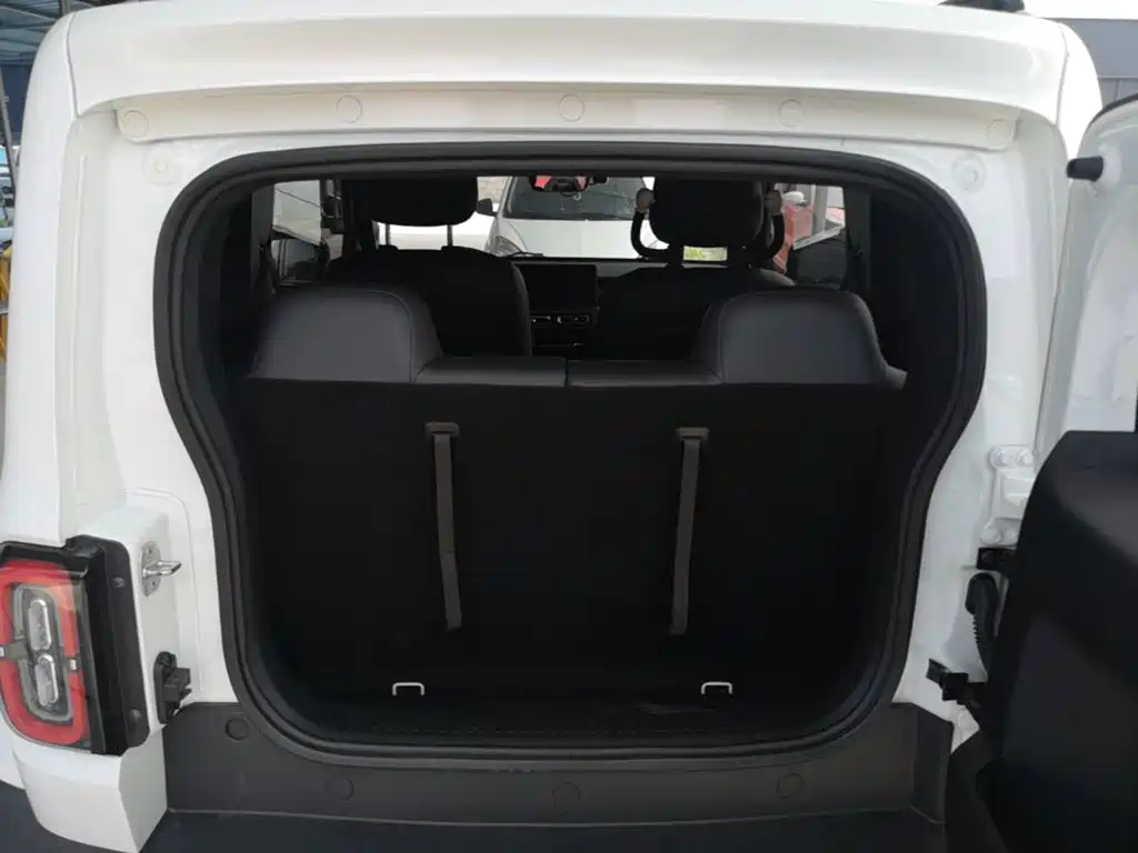 Baojun Yueye — миниатюра 19