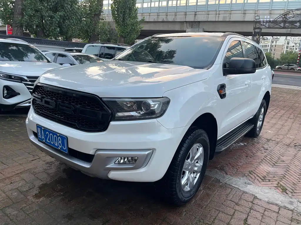 Ford Everest