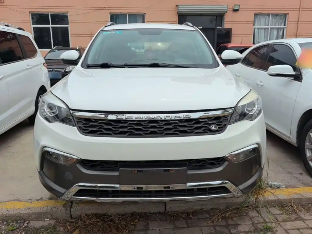 Changfeng CS10 2015 2.0T MT
