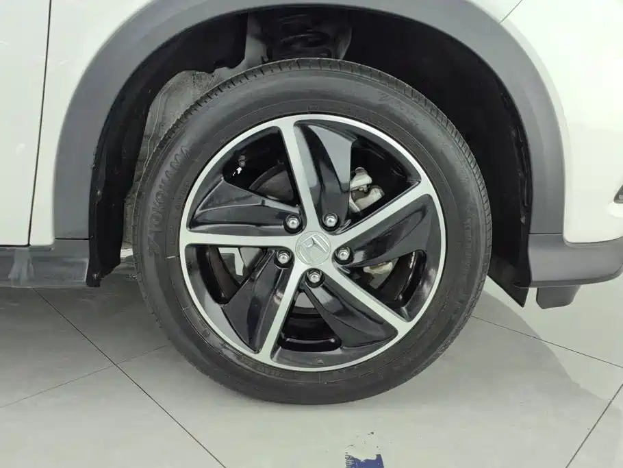 Honda Vezel — миниатюра 6